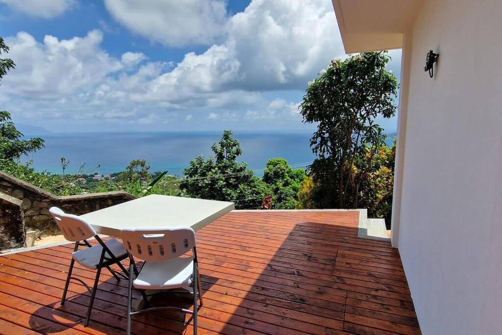 Paradise Heights Luxury Apartments & Villa Beau Vallon  Pokoj fotografie